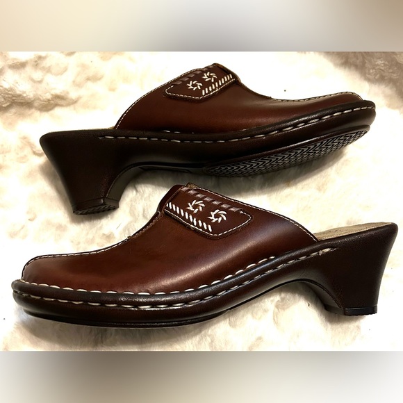 Like new Trotters Brandie Dark Brown Leather Slide in mule women’s size 6.5N - Picture 10 of 13